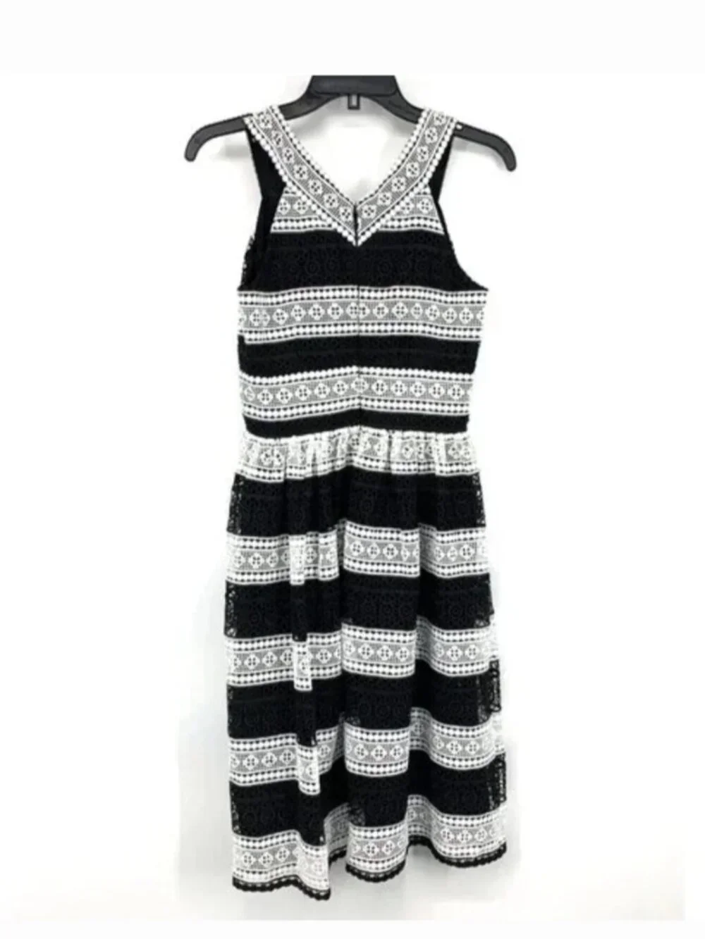 KATE SPADE NEW YORK SCENIC ROUTE COLOR-BLOCK LACE DRESS - Picture 2 of 5